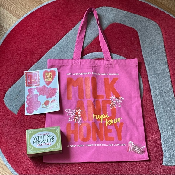 Milk and Honey 10th Anniversary set - Picture 3 of 7